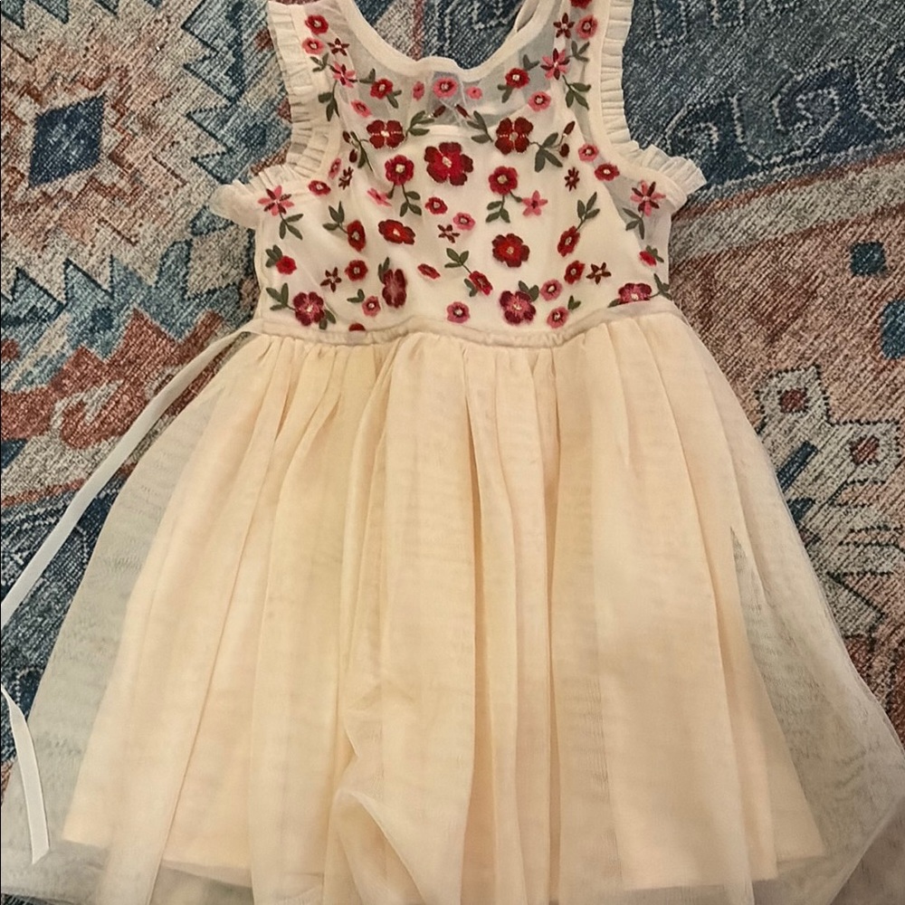 Girls Cream Floral Embroidered Tulle Dress size 4/5 XS Cat & Jack 3 for $20